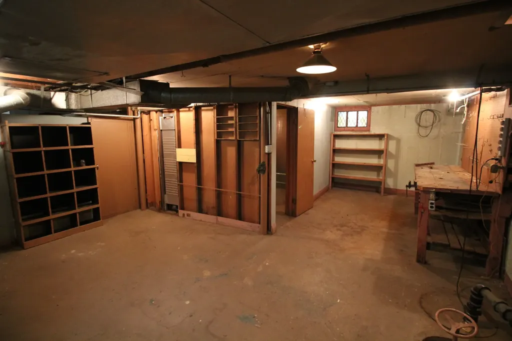 5615 South Nordica Avenue Chicago IL 60638