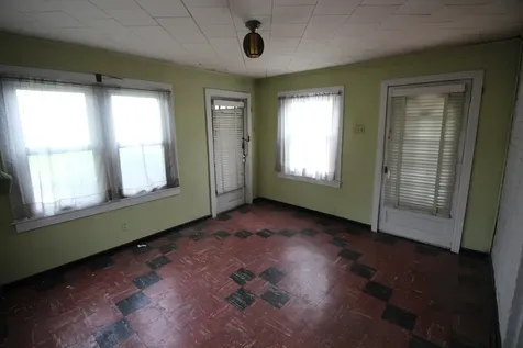 5615 South Nordica Avenue Chicago IL 60638