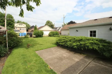 5615 South Nordica Avenue Chicago IL 60638