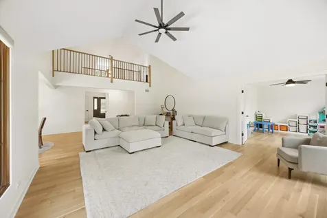 510 De Lasalle Avenue Naperville IL 60565