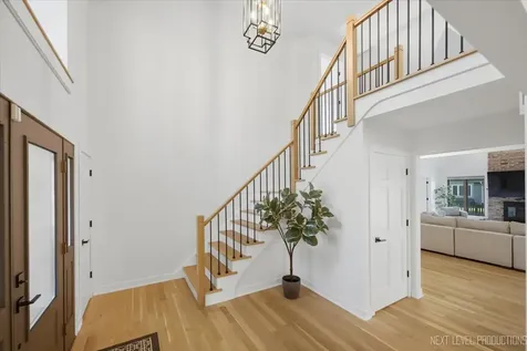 510 De Lasalle Avenue Naperville IL 60565