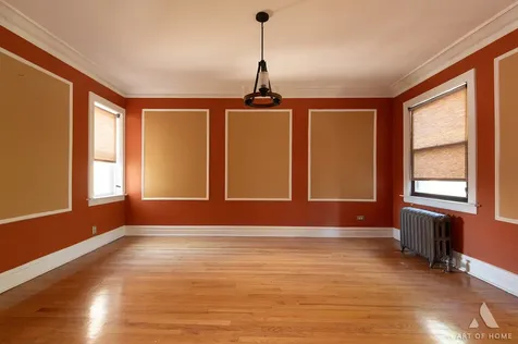 6830 South Paxton Avenue Chicago IL 60649