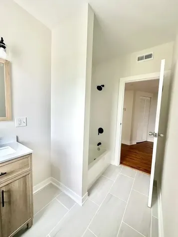 3701 West Division Street Chicago IL 60651