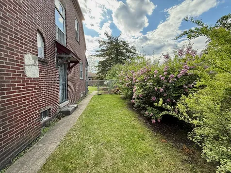 8114 North Merrill Street Niles IL 60714