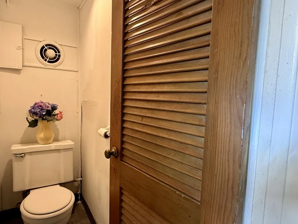 10416 South Sacramento Avenue Chicago IL 60655