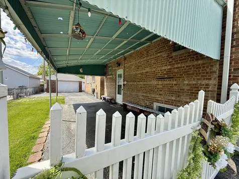 10416 South Sacramento Avenue Chicago IL 60655