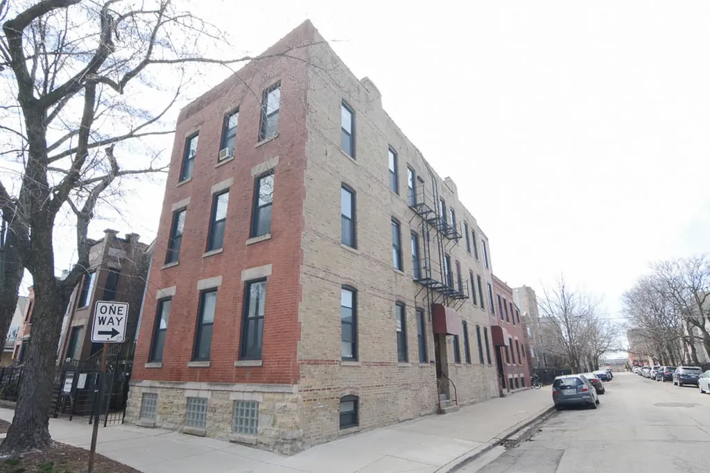 2327 West Ohio Street Chicago IL 60612