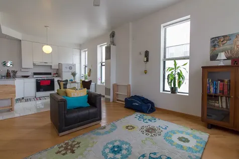 2327 West Ohio Street Chicago IL 60612