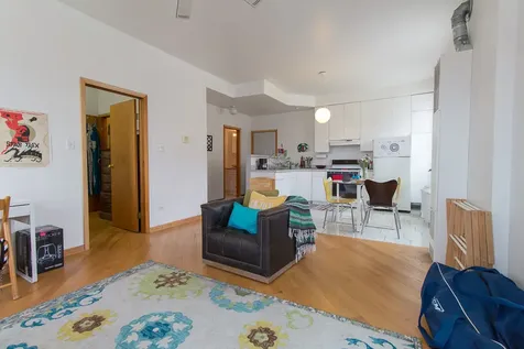 2327 West Ohio Street Chicago IL 60612