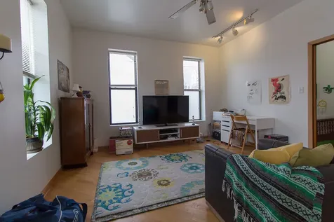 2327 West Ohio Street Chicago IL 60612