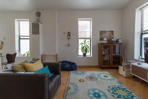 2327 West Ohio Street Chicago IL 60612