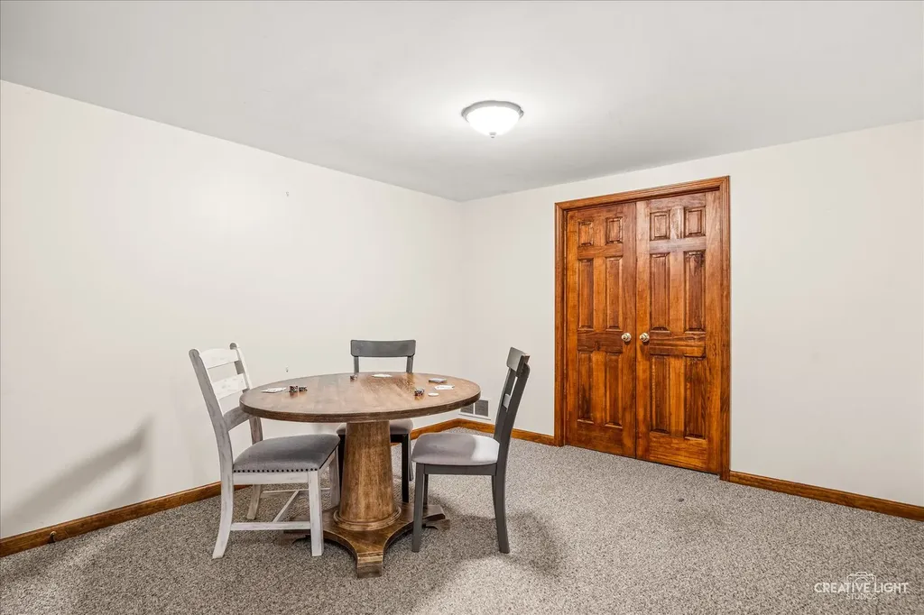 1196 Hobson Mill Drive Naperville IL 60540