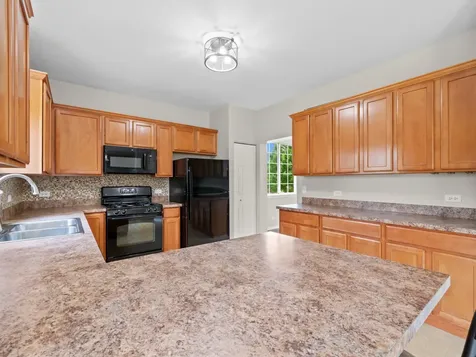 824 Briarcliff Drive Minooka IL 60447