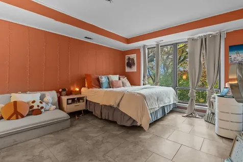 7822 North Pillow Hill Road N Spring Grove IL 60081