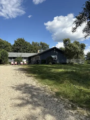 7822 North Pillow Hill Road N Spring Grove IL 60081
