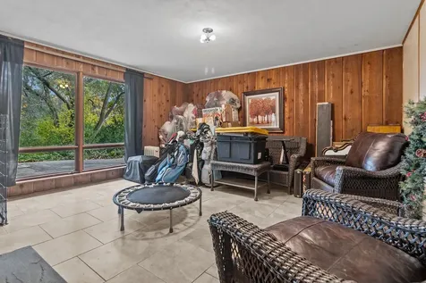 7822 North Pillow Hill Road N Spring Grove IL 60081