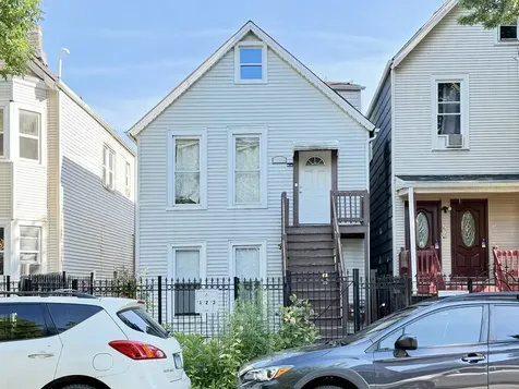 3511 West Dickens Avenue Chicago IL 60647