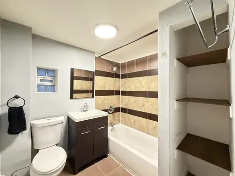 3511 West Dickens Avenue Chicago IL 60647