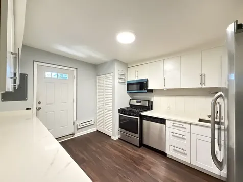 3511 West Dickens Avenue Chicago IL 60647