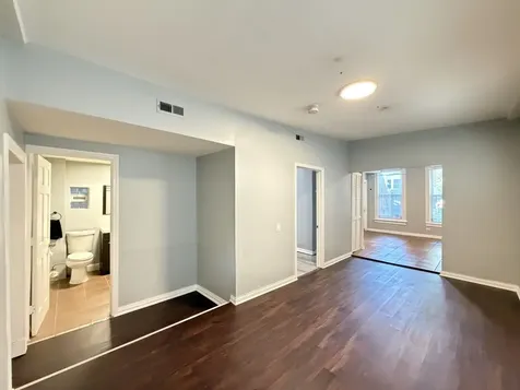 3511 West Dickens Avenue Chicago IL 60647