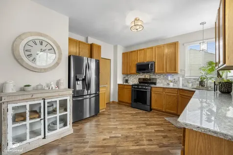 1014 Saddle Ridge Drive Joliet IL 60432