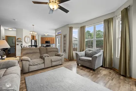 1014 Saddle Ridge Drive Joliet IL 60432
