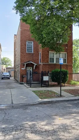 4157 West Crystal Street Chicago IL 60651