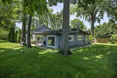 645 Indian Road Glenview IL 60025