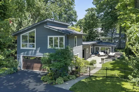 645 Indian Road Glenview IL 60025