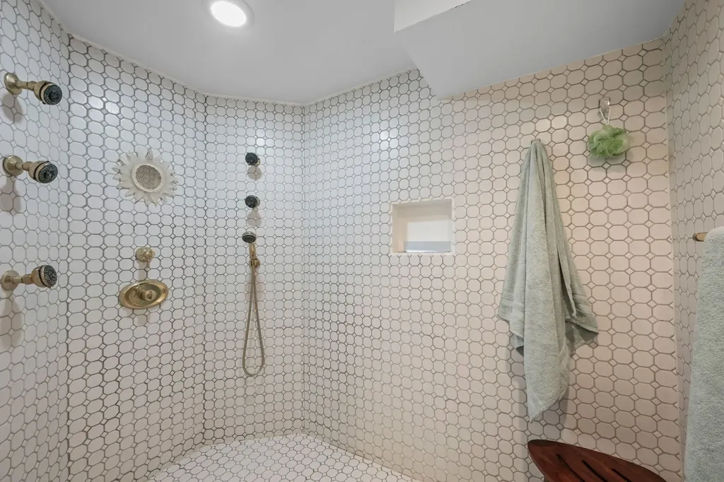1704 South Western Avenue Park Ridge IL 60068