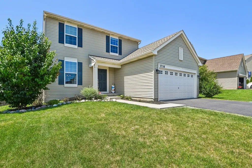 1716 Wentworth Drive Volo IL 60020