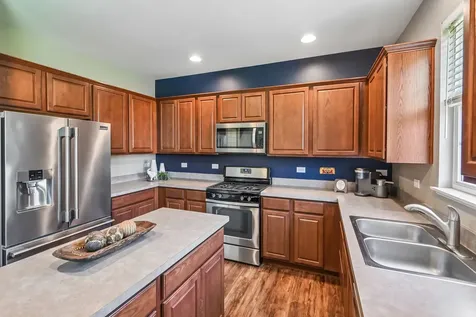 1716 Wentworth Drive Volo IL 60020