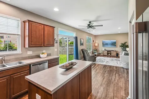 1716 Wentworth Drive Volo IL 60020