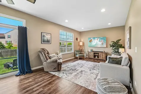 1716 Wentworth Drive Volo IL 60020