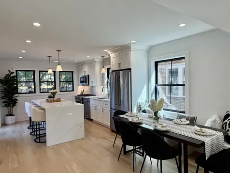 6217 North Leona Avenue Chicago IL 60646