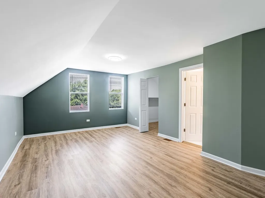 12934 Mozart Street Blue Island IL 60406