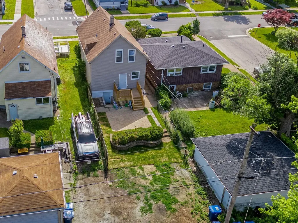 12934 Mozart Street Blue Island IL 60406