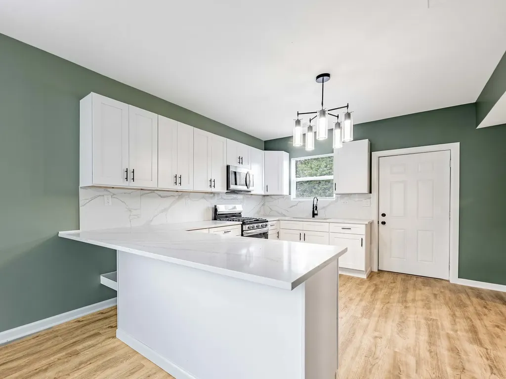 12934 Mozart Street Blue Island IL 60406