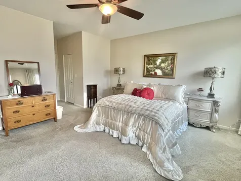 1074 Chestnut Drive Pingree Grove IL 60140