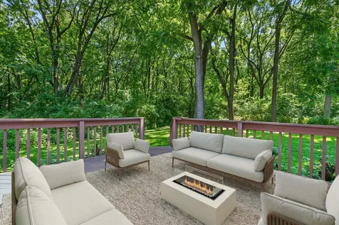 4N869 Black Willow Drive St. Charles IL 60175
