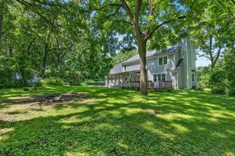 4N869 Black Willow Drive St. Charles IL 60175