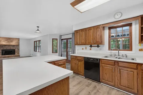 4N869 Black Willow Drive St. Charles IL 60175