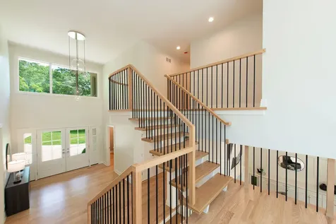1221 Loch Lane Lake Forest IL 60045