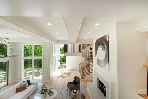 1221 Loch Lane Lake Forest IL 60045
