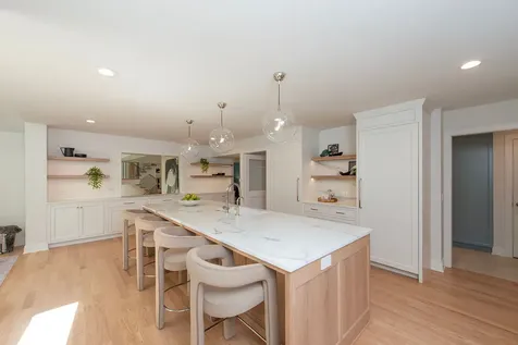 1221 Loch Lane Lake Forest IL 60045