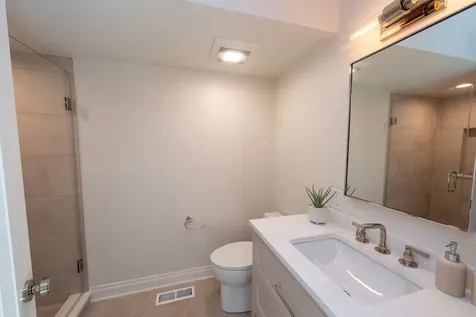 1221 Loch Lane Lake Forest IL 60045