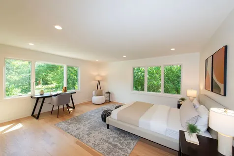 1221 Loch Lane Lake Forest IL 60045