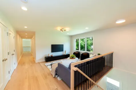 1221 Loch Lane Lake Forest IL 60045