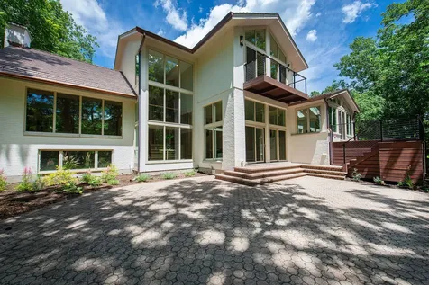 1221 Loch Lane Lake Forest IL 60045