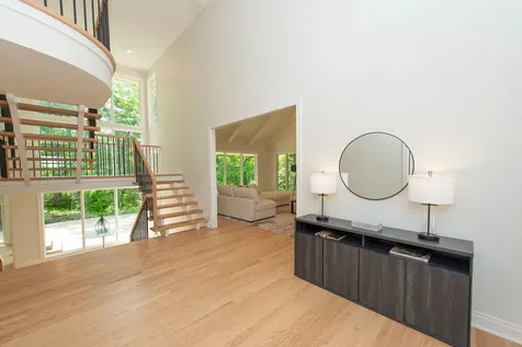 1221 Loch Lane Lake Forest IL 60045